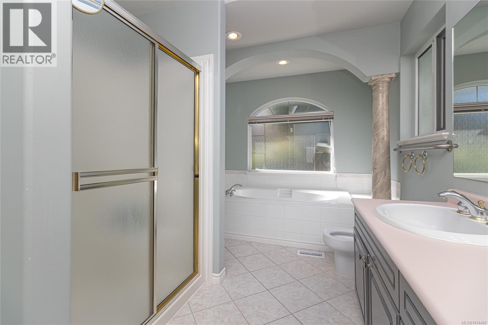 515 Marine View, Cobble Hill