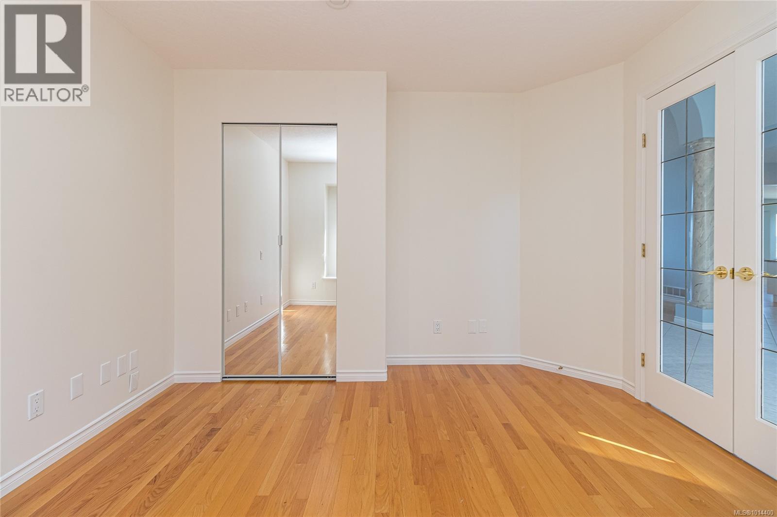 515 Marine View, Cobble Hill