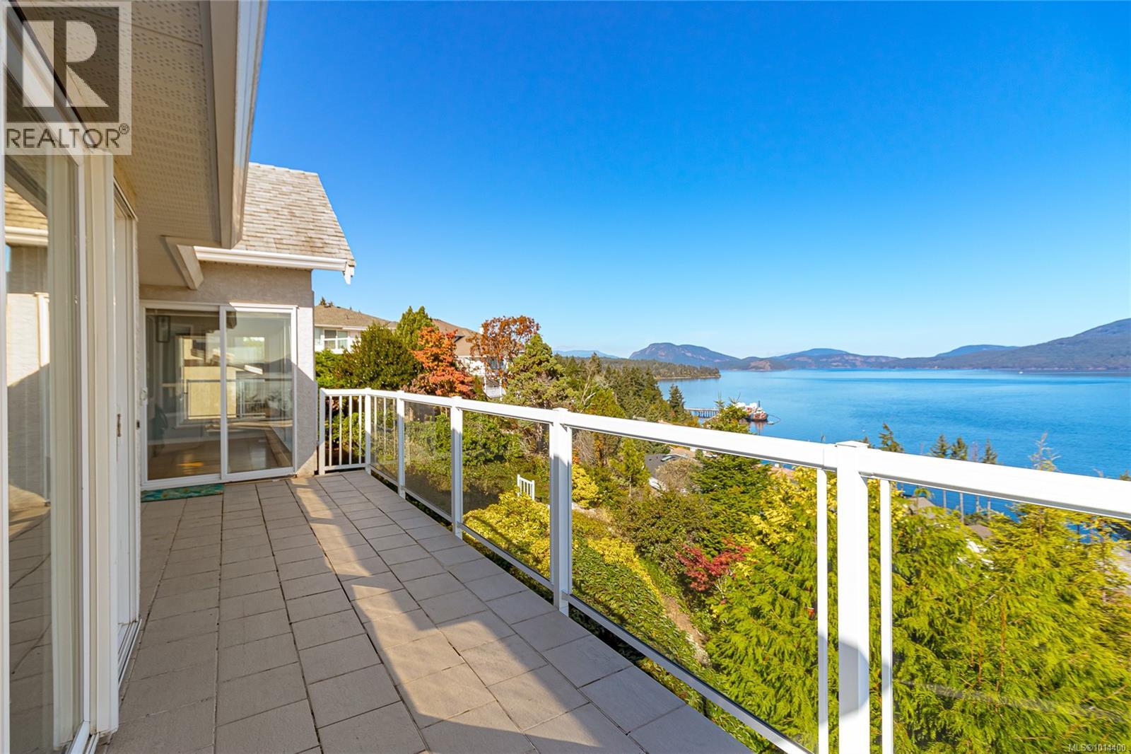 515 Marine View, Cobble Hill