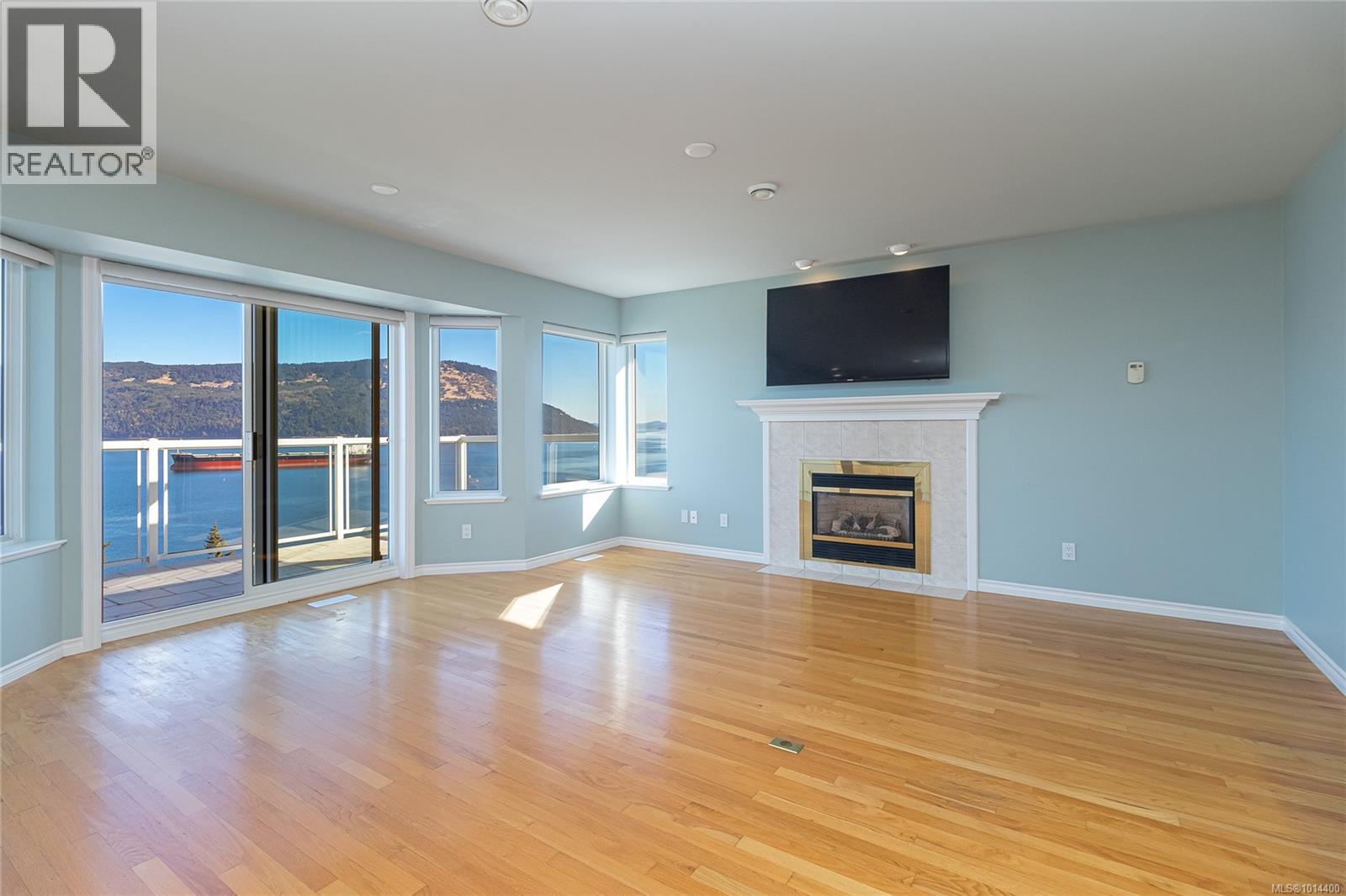 515 Marine View, Cobble Hill