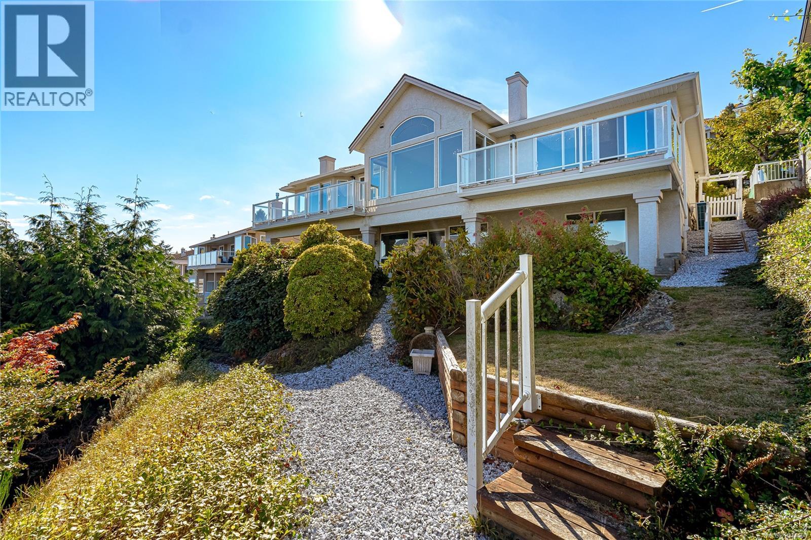 515 Marine View, Cobble Hill