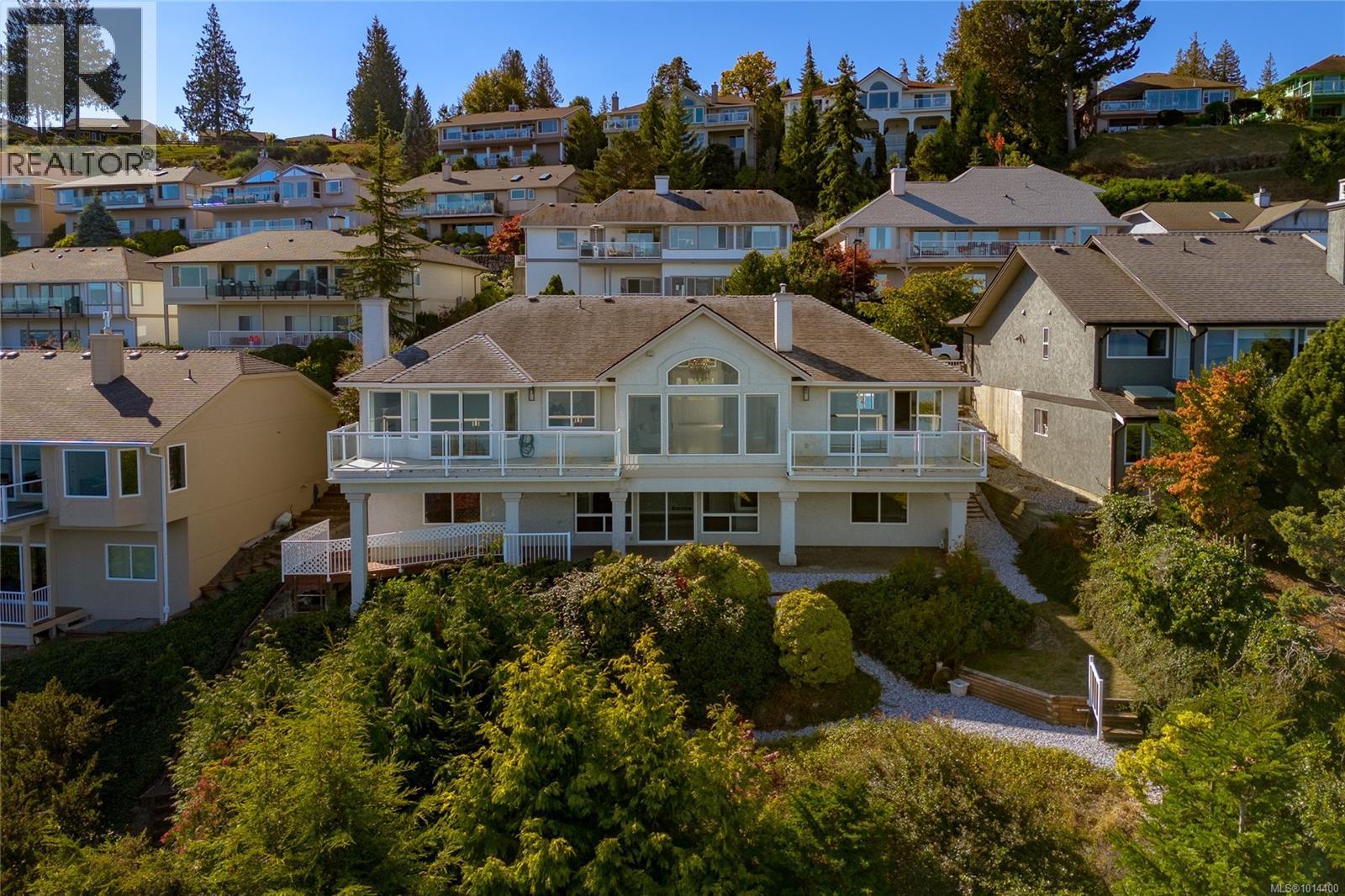 515 Marine View, Cobble Hill