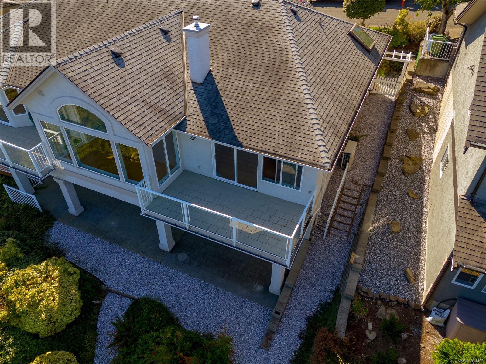 515 Marine View, Cobble Hill