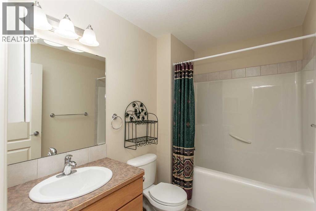 4425 Heritage Way, Lacombe