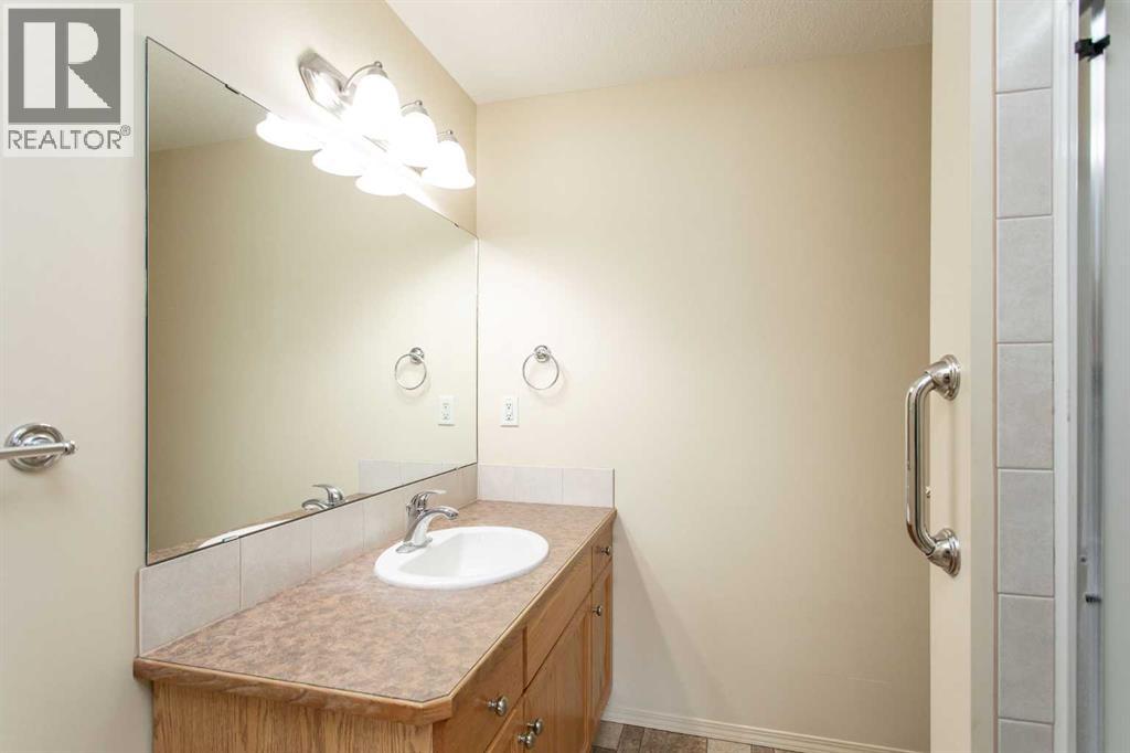 4425 Heritage Way, Lacombe