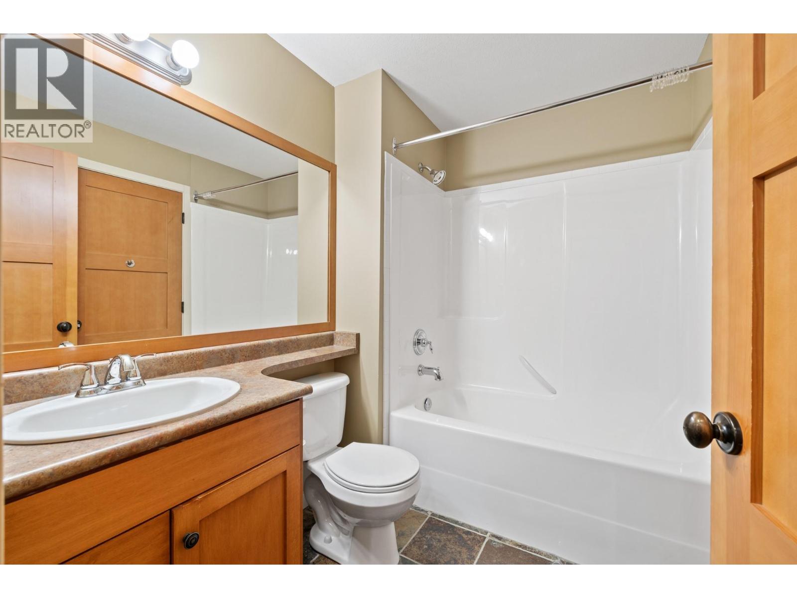 255 Feathertop Way Unit# 202, Big White