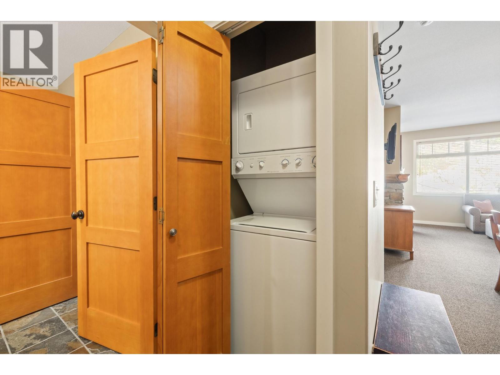 255 Feathertop Way Unit# 202, Big White