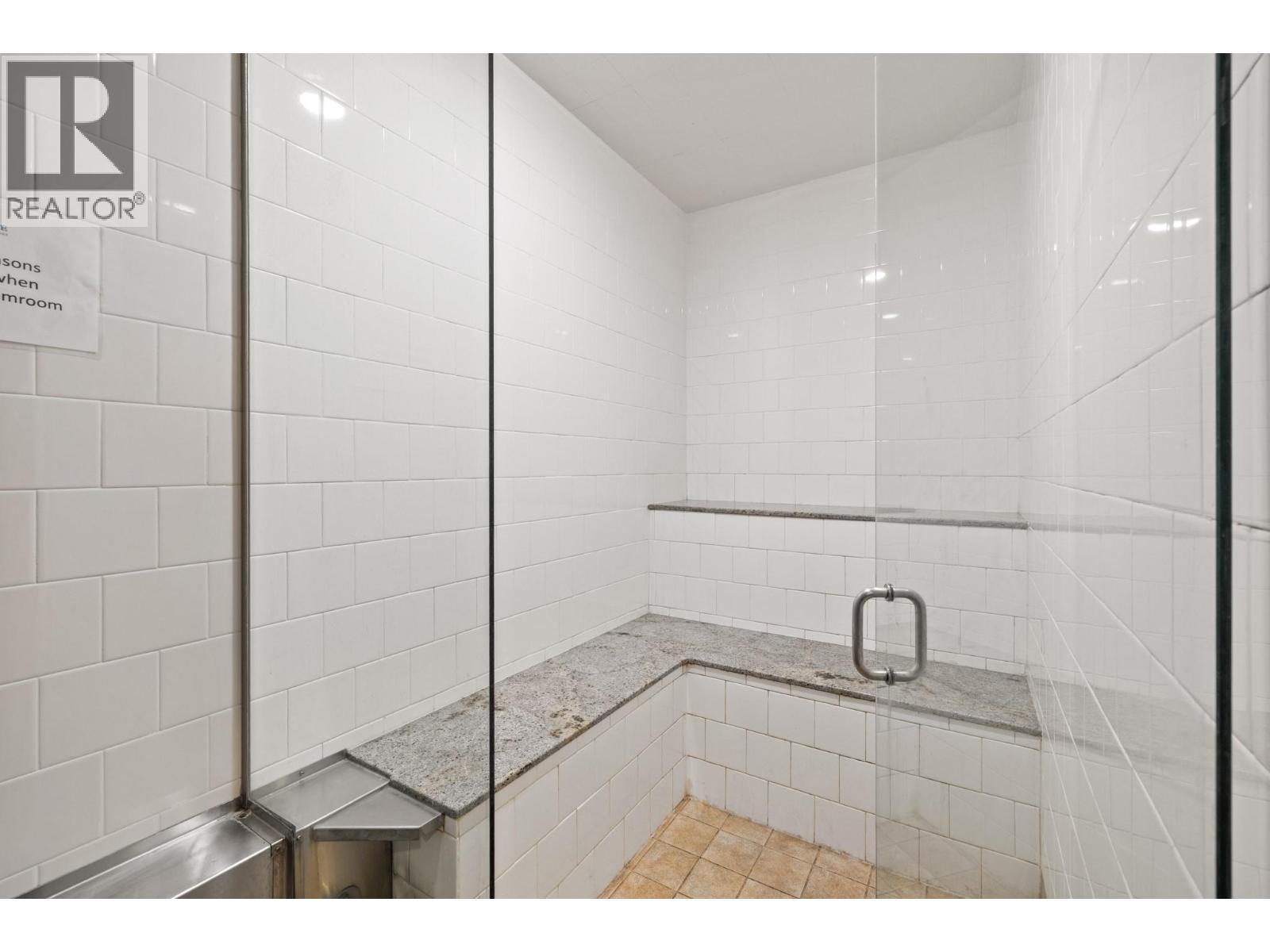 255 Feathertop Way Unit# 202, Big White