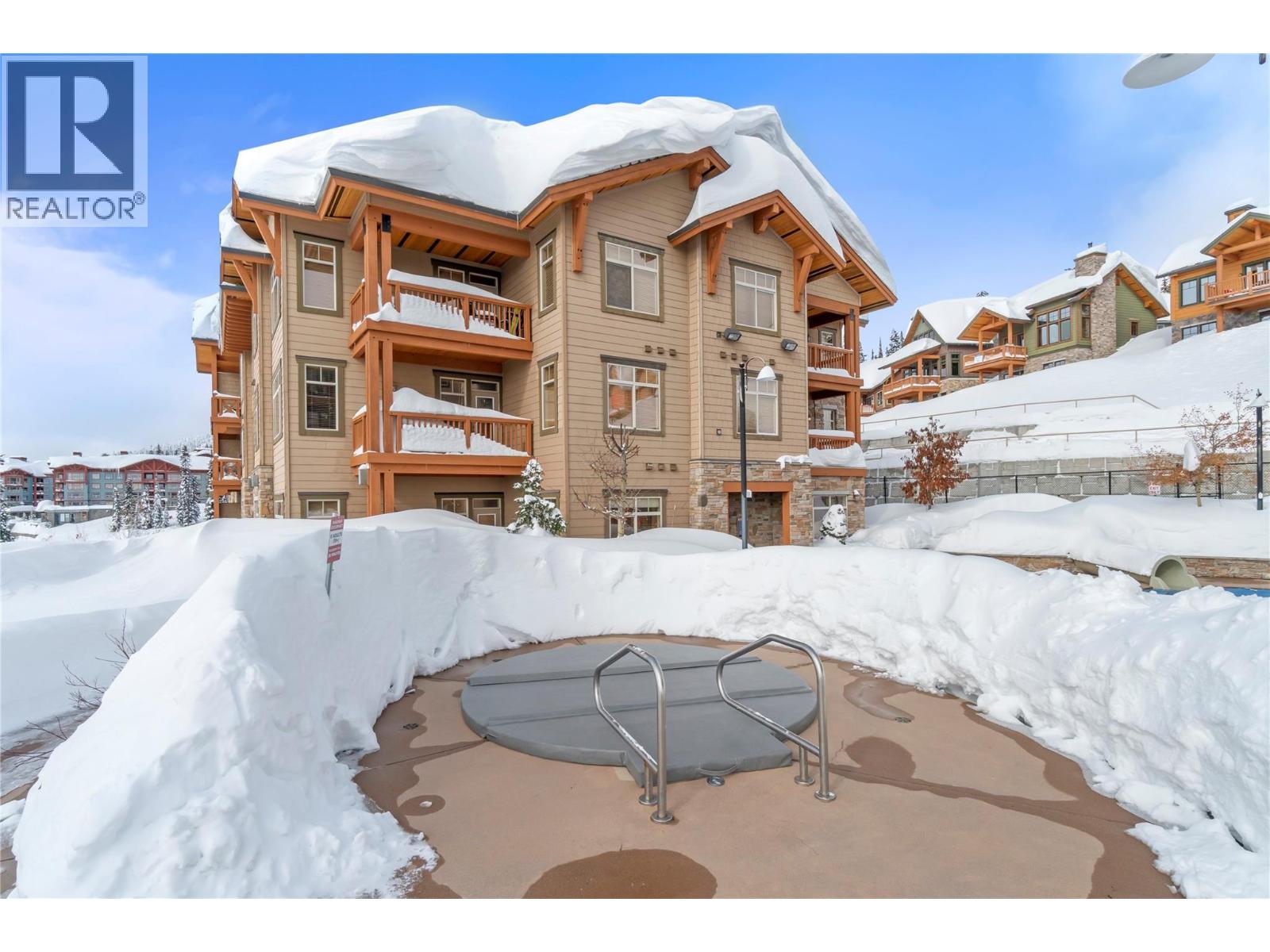 255 Feathertop Way Unit# 202, Big White