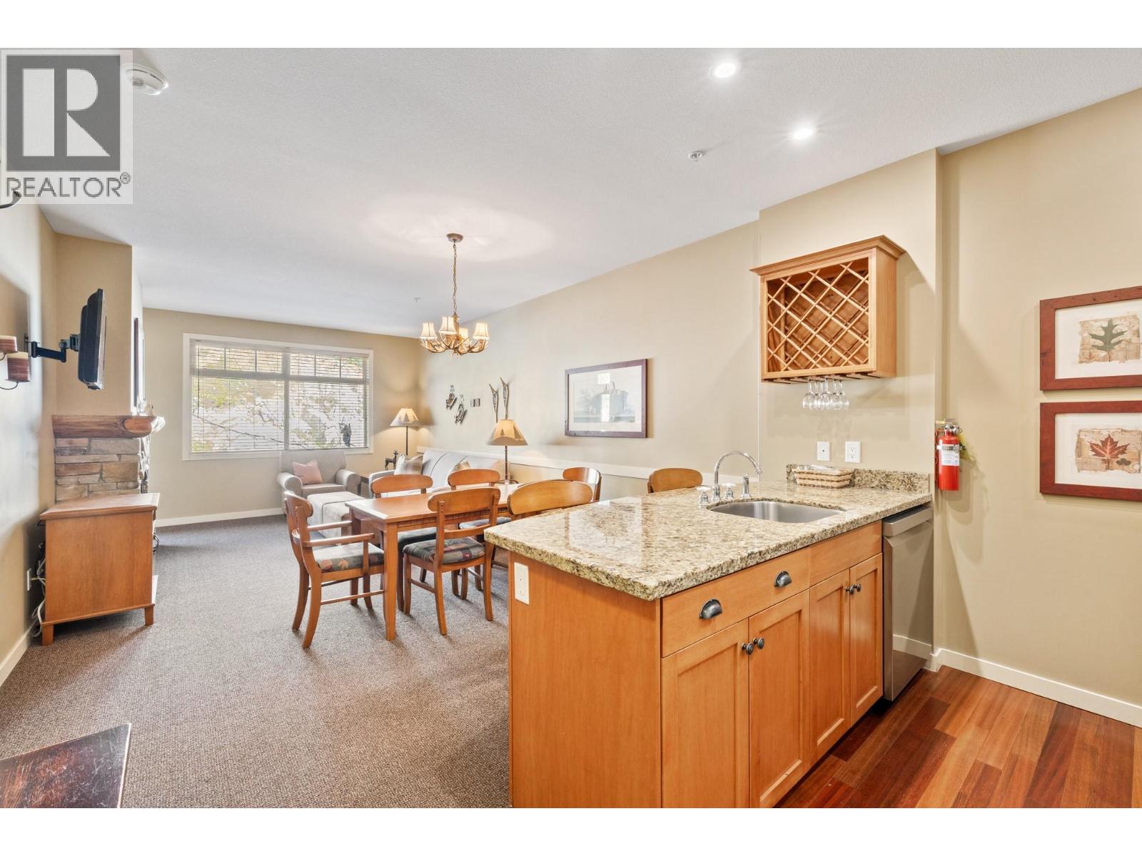 255 Feathertop Way Unit# 202, Big White