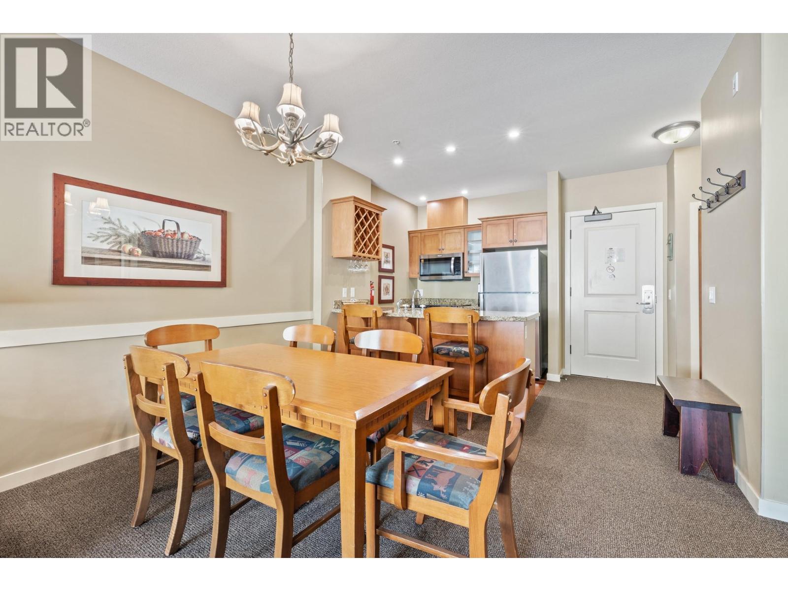 255 Feathertop Way Unit# 202, Big White