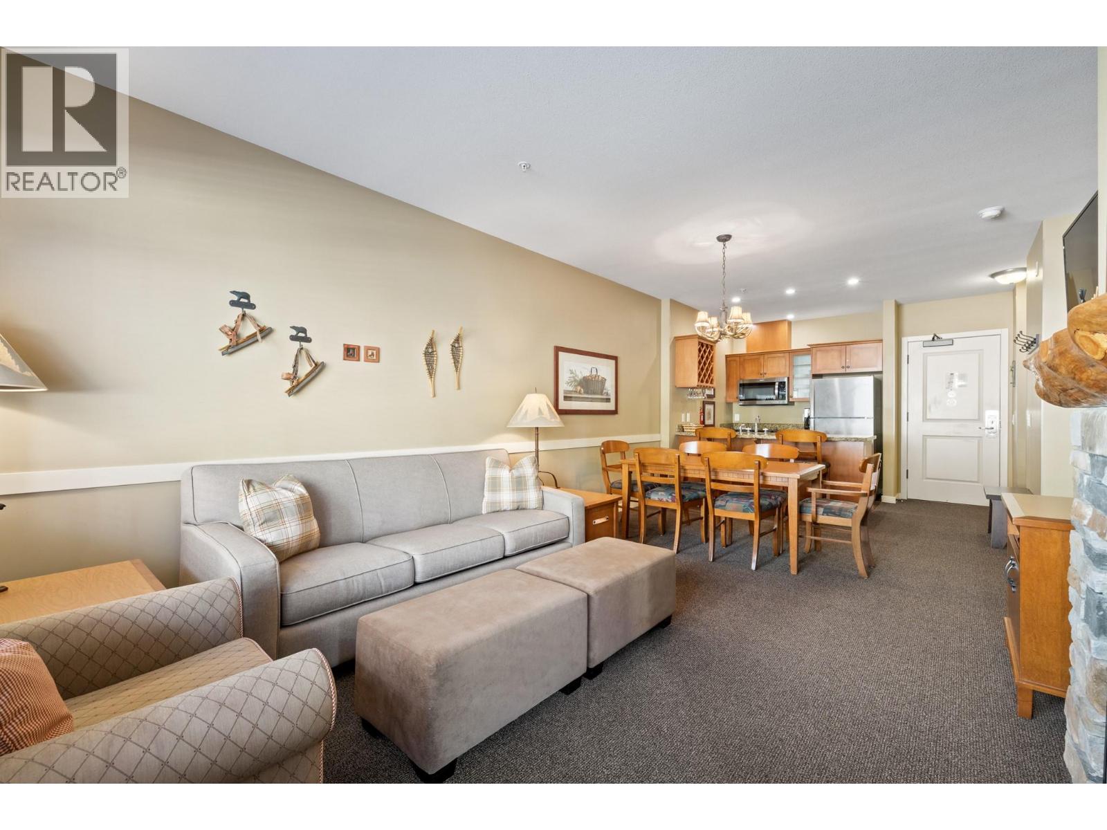 255 Feathertop Way Unit# 202, Big White
