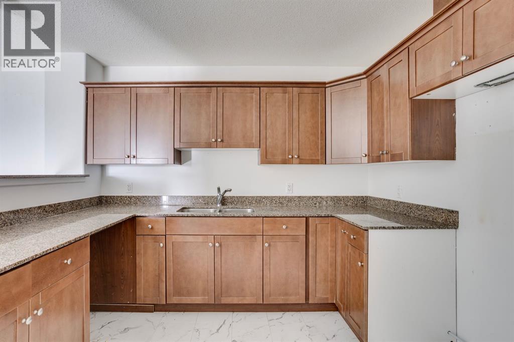 8535 Clearwater Drive, Fort McMurray
