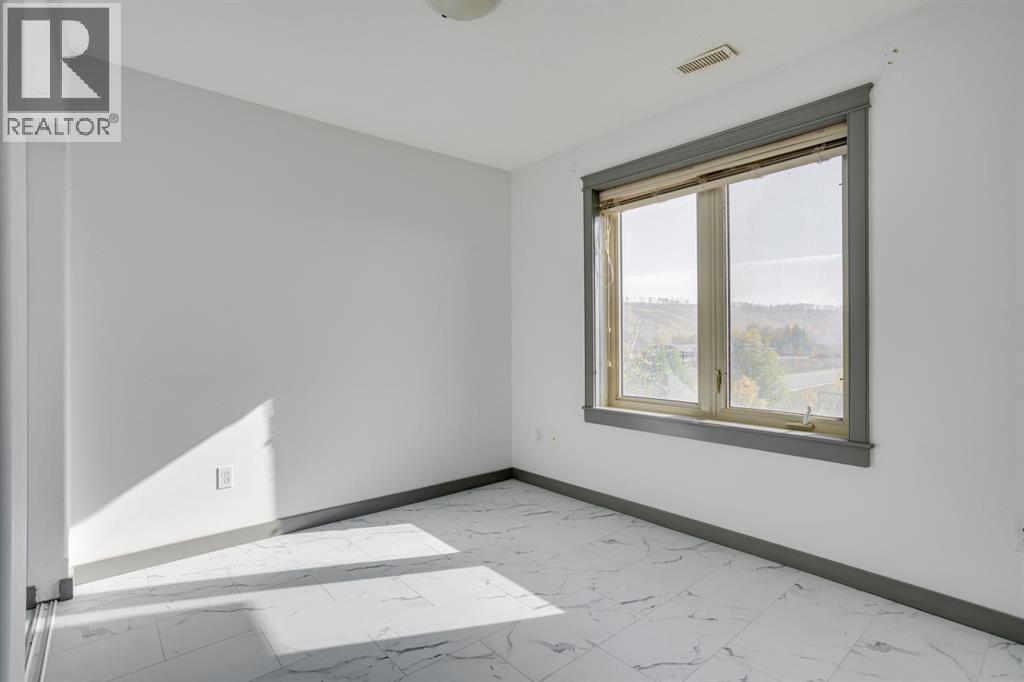 8535 Clearwater Drive, Fort McMurray