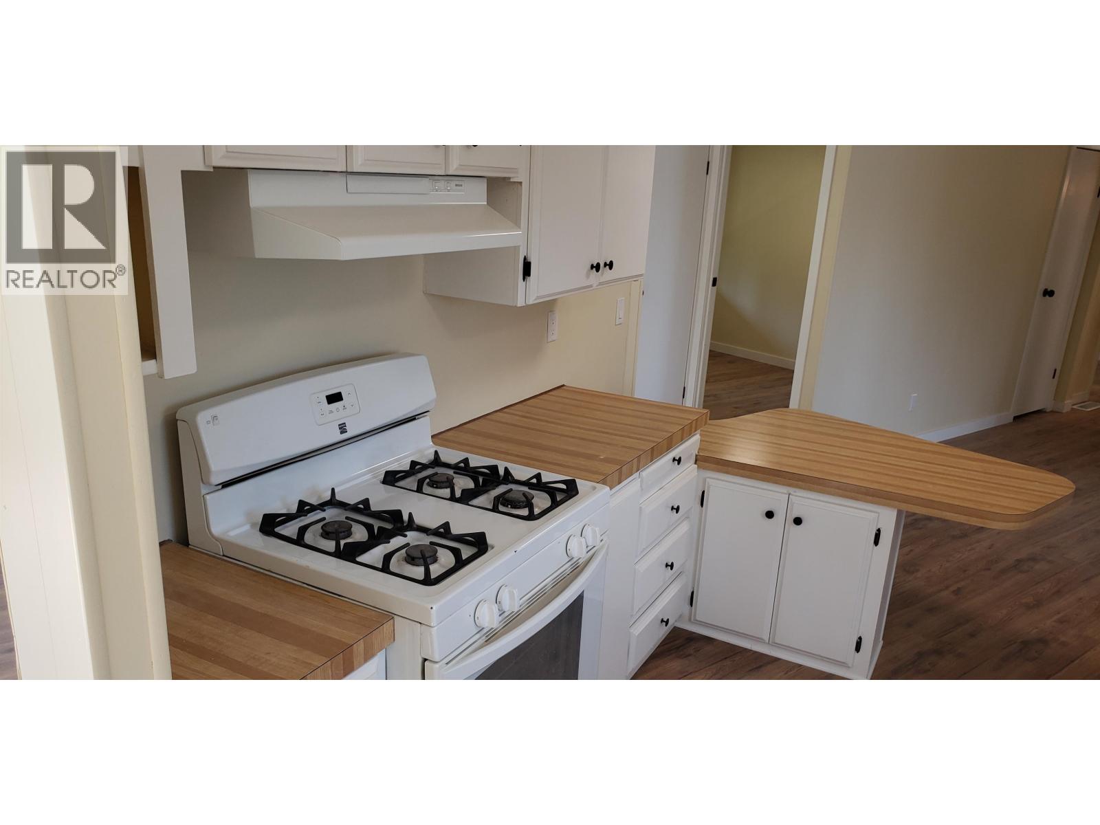 6209 GARRETT ROAD, Lone Butte