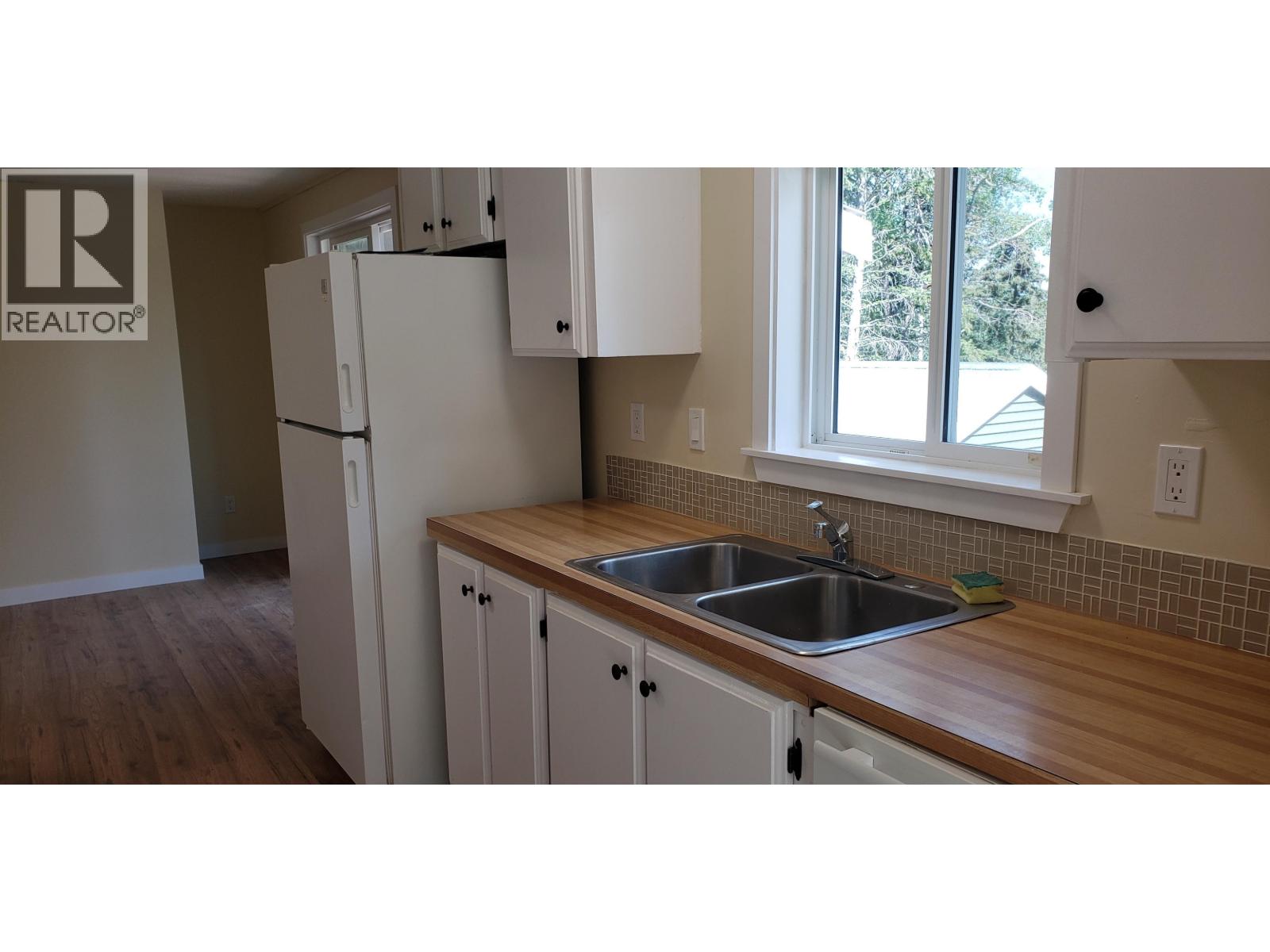 6209 GARRETT ROAD, Lone Butte