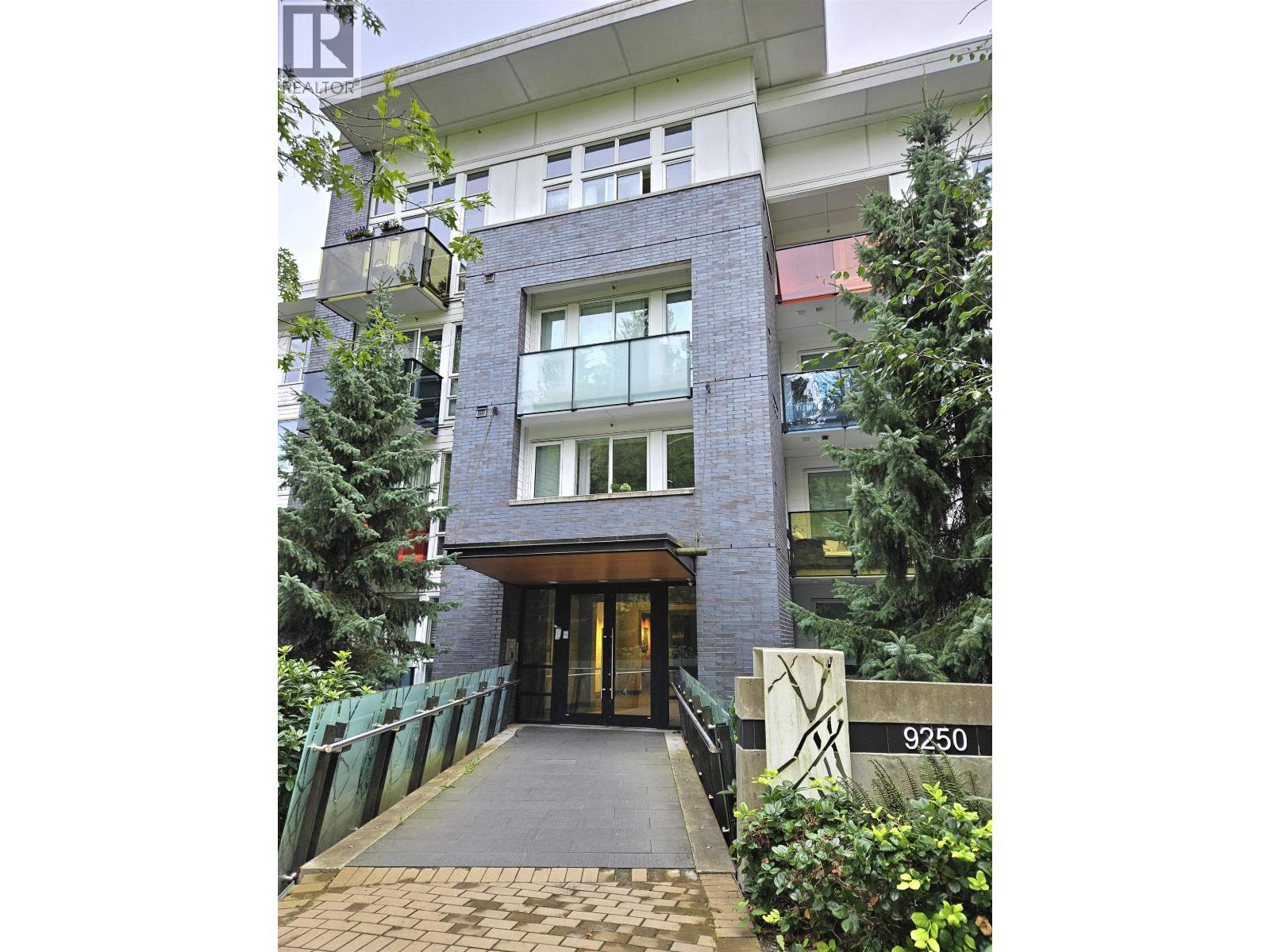 209 9250 UNIVERSITY HIGH STREET, Burnaby
