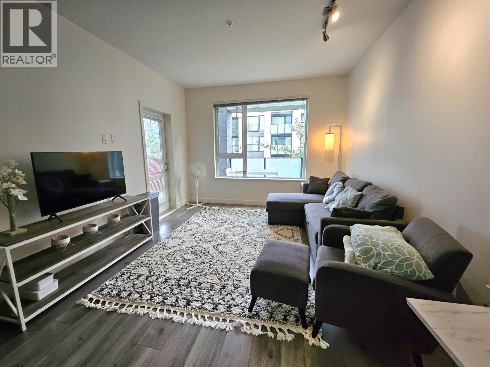 209 9250 UNIVERSITY HIGH STREET, Burnaby