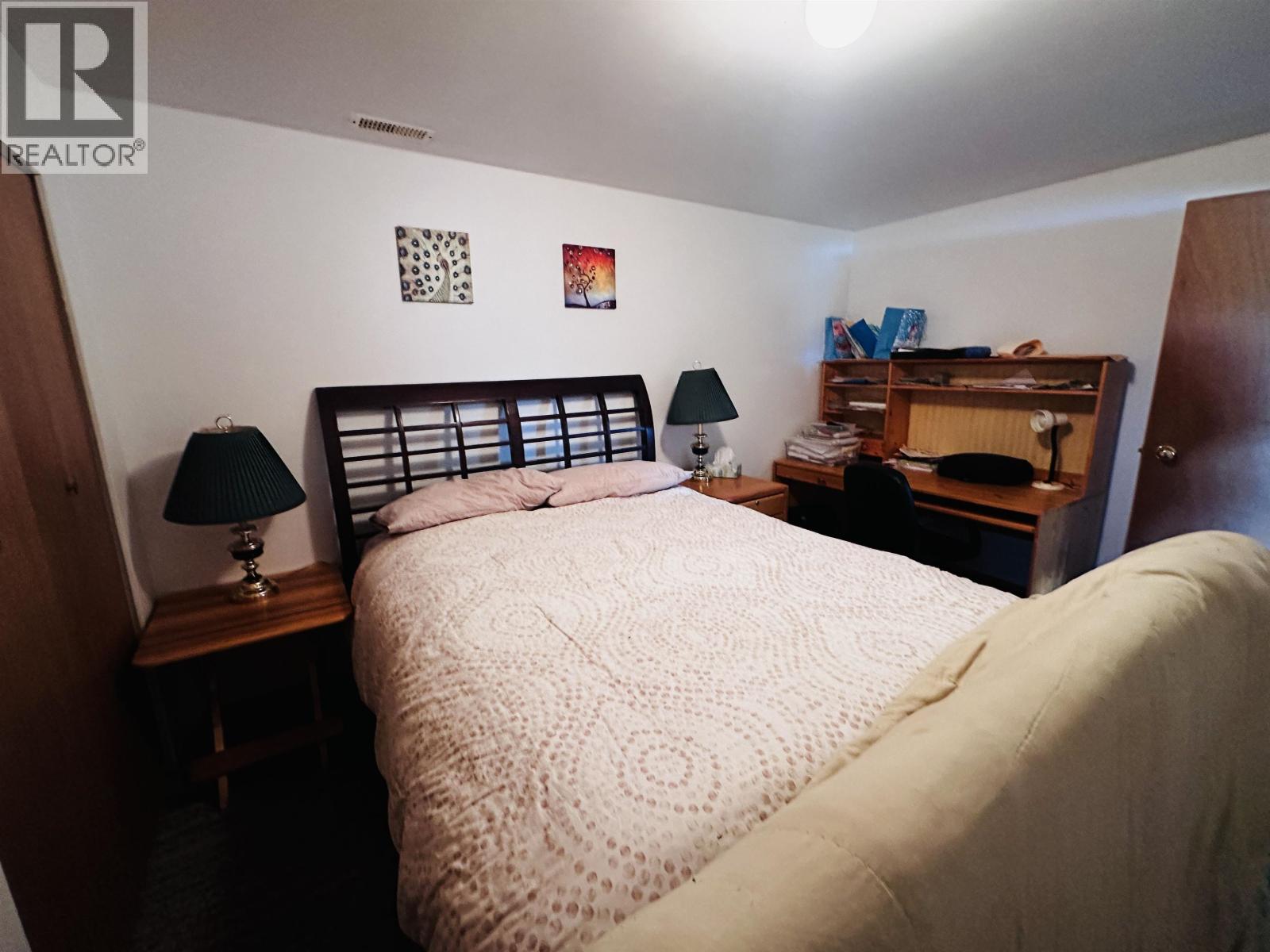 8003 ROWLAND ROAD - 36