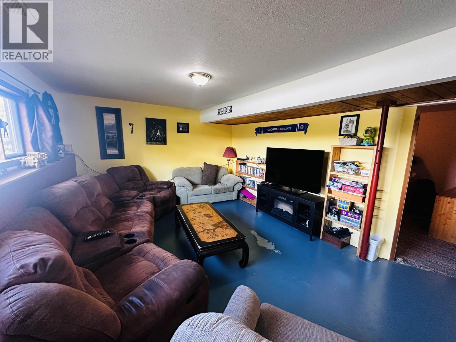 8003 ROWLAND Road, Burns Lake