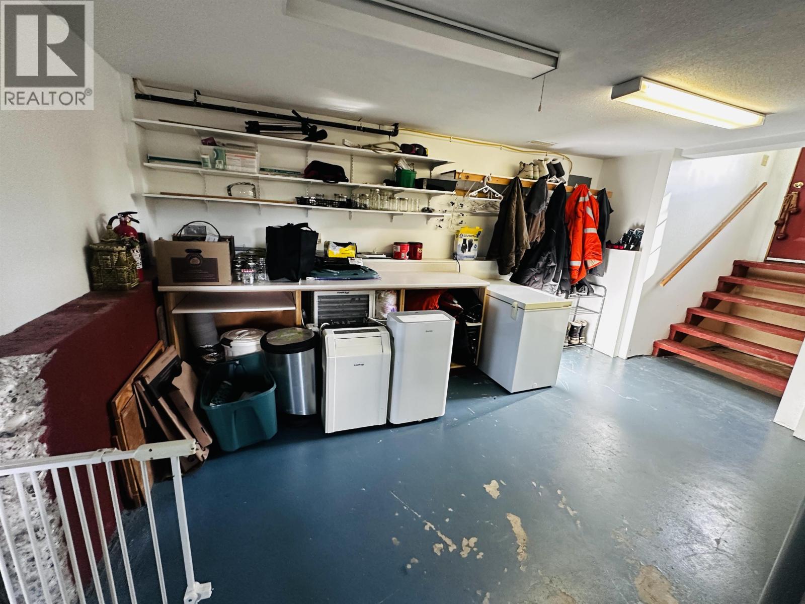 8003 ROWLAND ROAD - 38