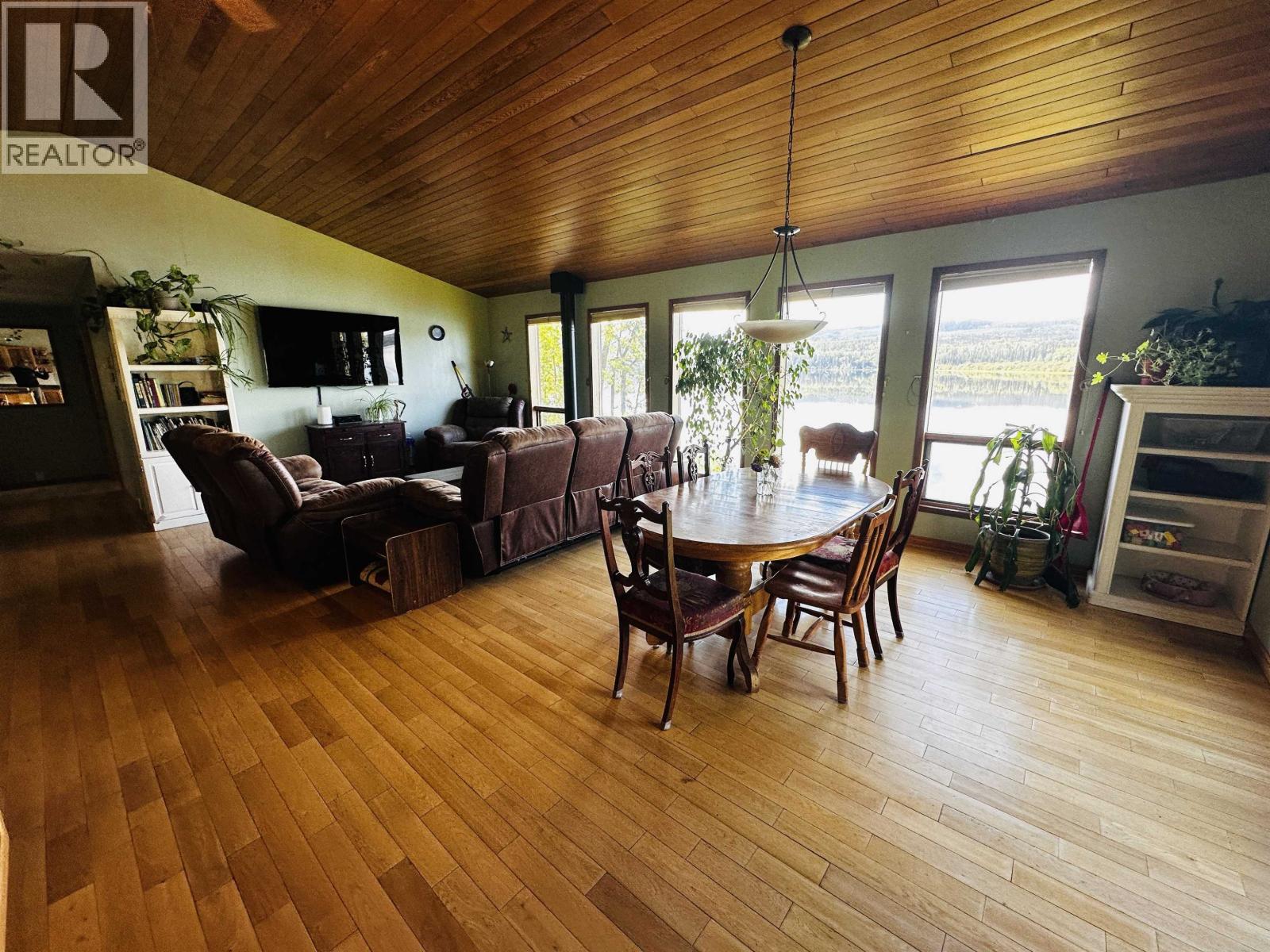 8003 ROWLAND Road, Burns Lake