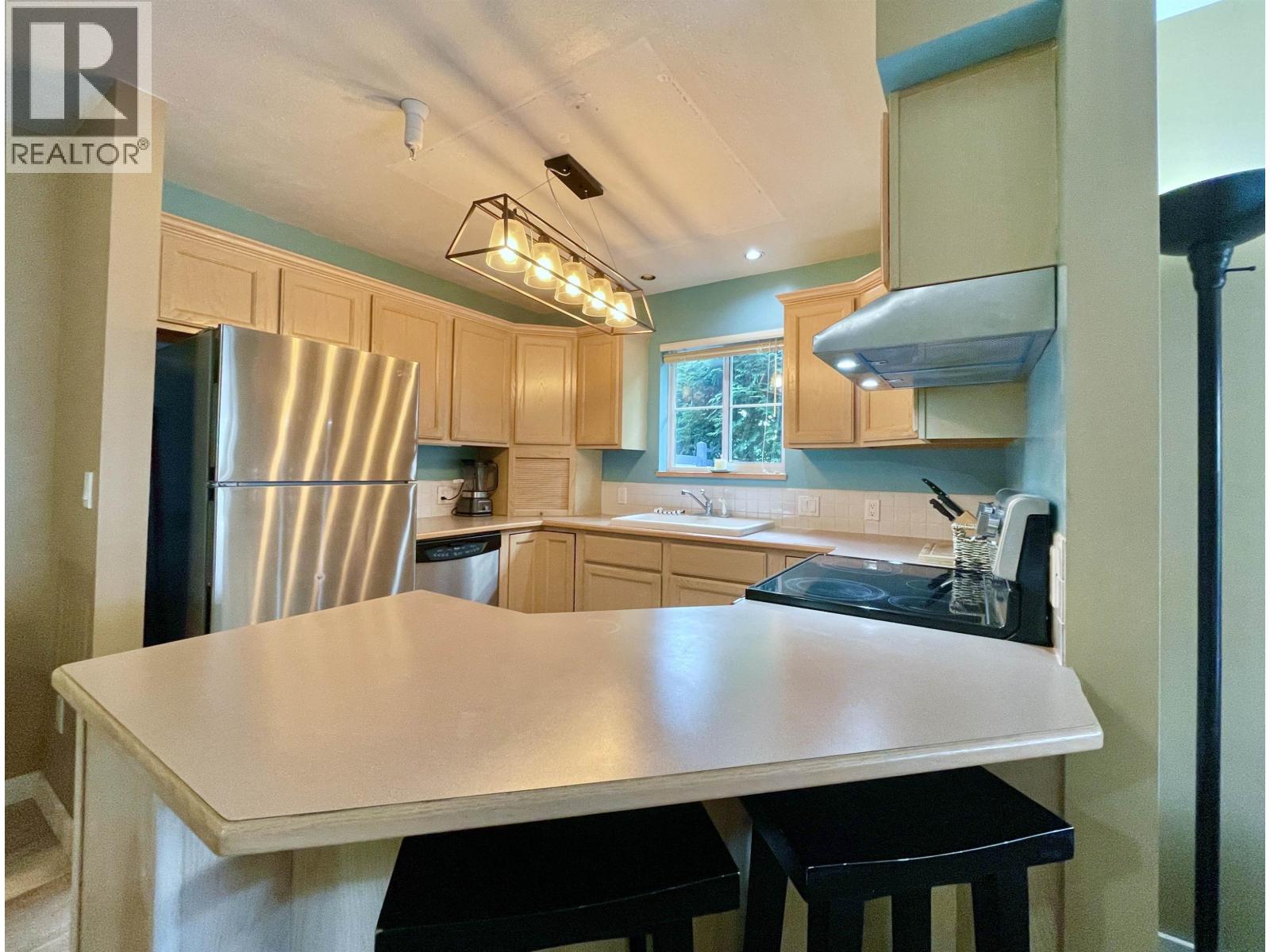 35 689 PARK ROAD, Gibsons