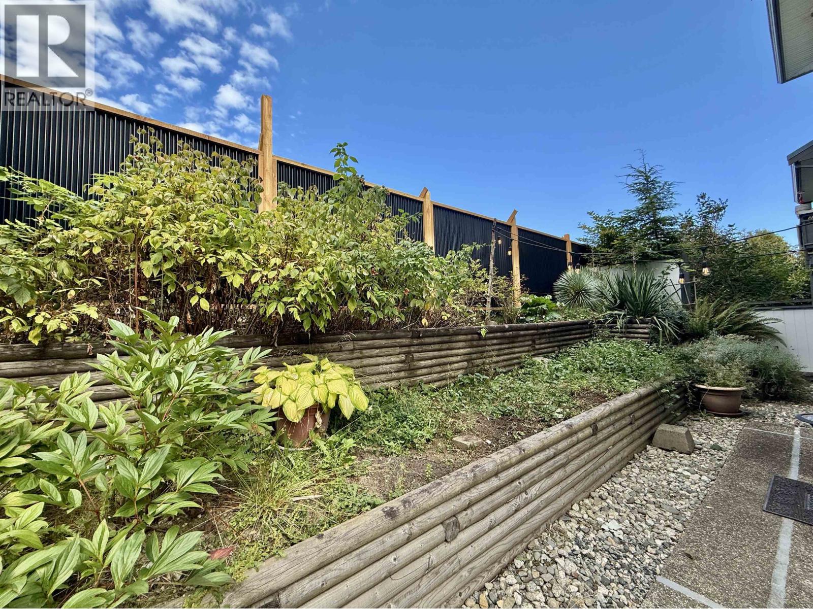 35 689 PARK ROAD, Gibsons