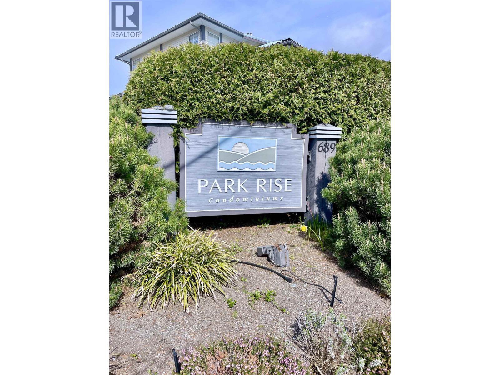 35 689 PARK ROAD, Gibsons