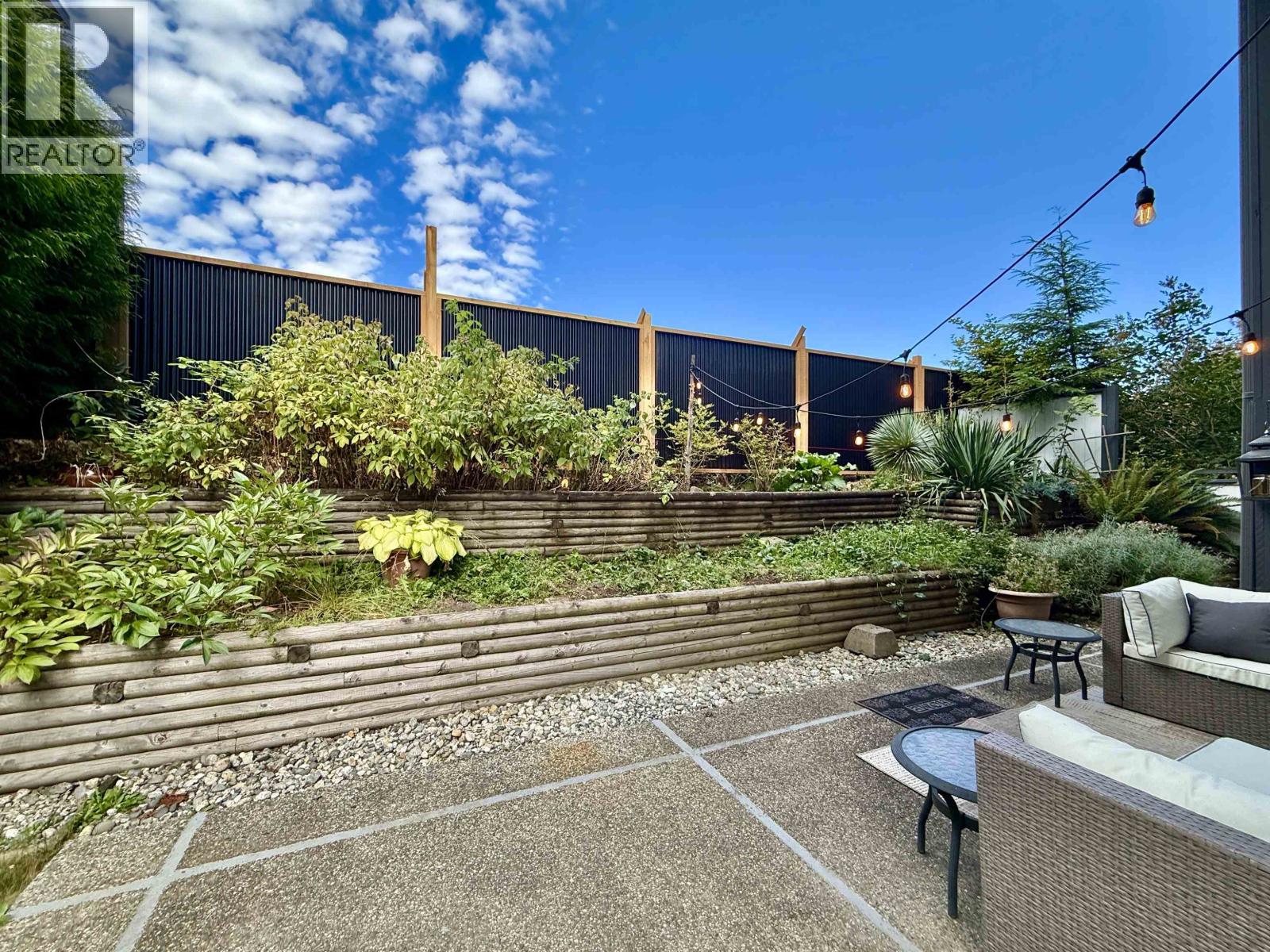 35 689 PARK ROAD, Gibsons