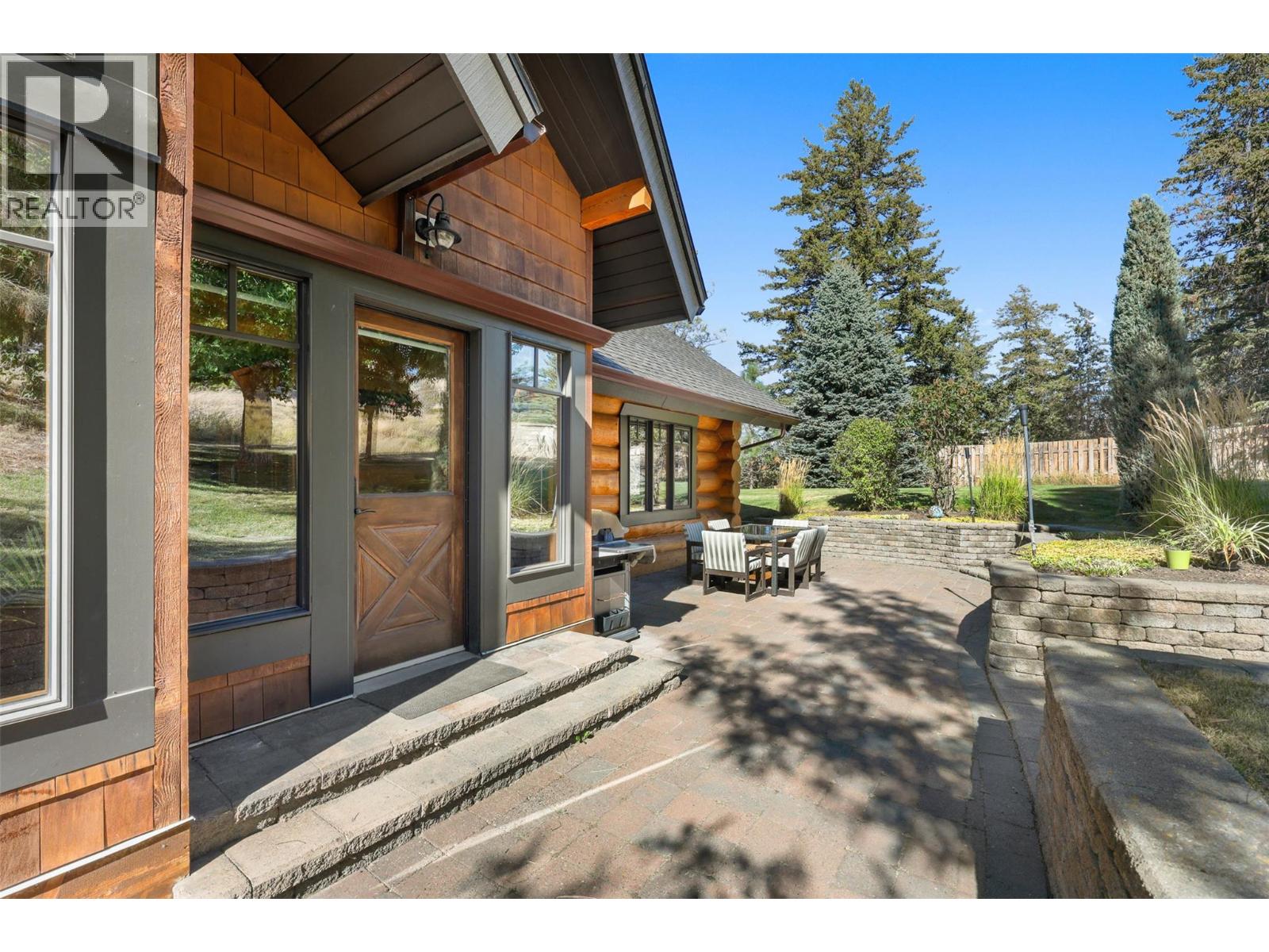 2094 HIGH SCHYLEA Drive, Kamloops