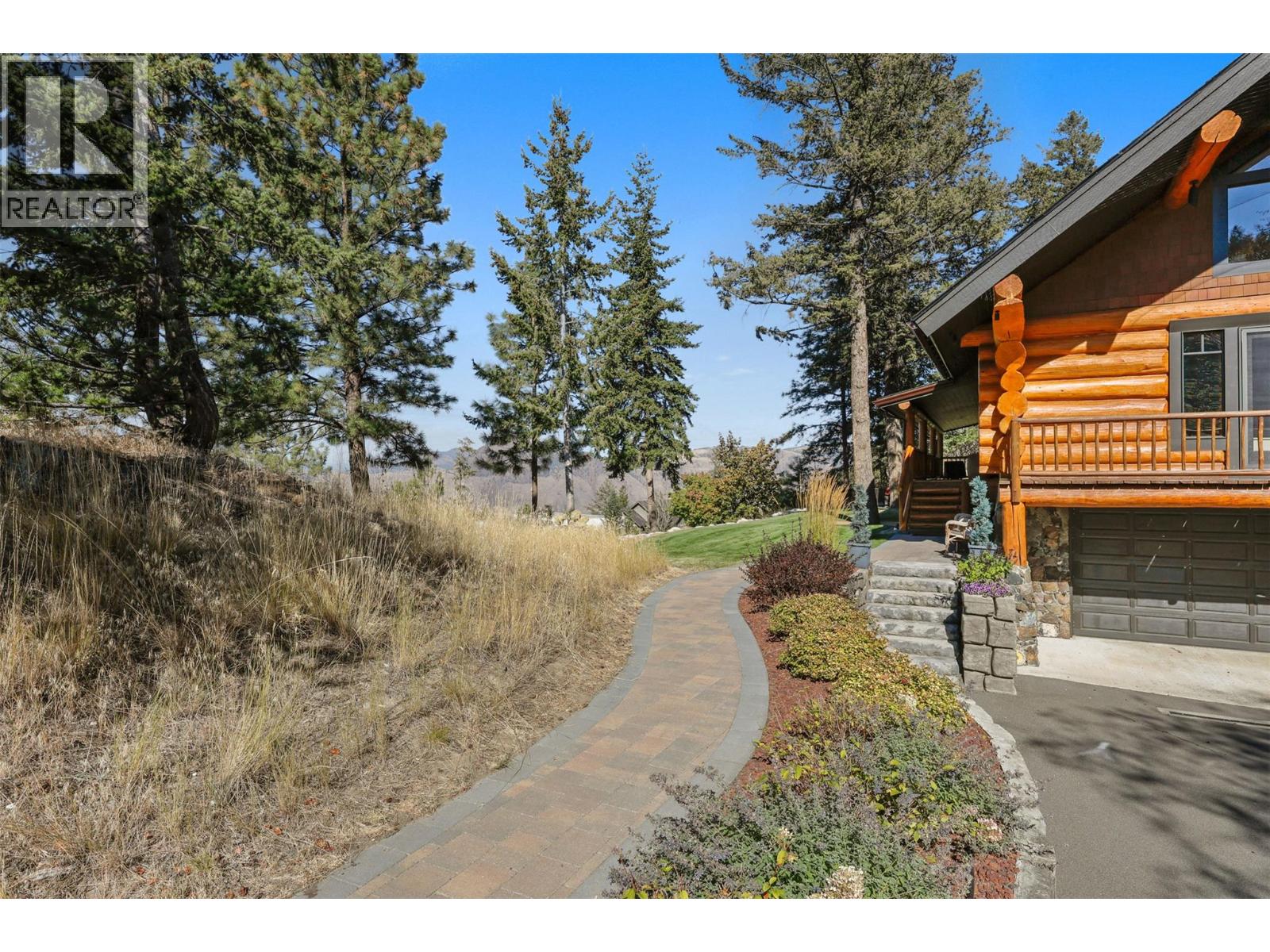 2094 HIGH SCHYLEA Drive, Kamloops