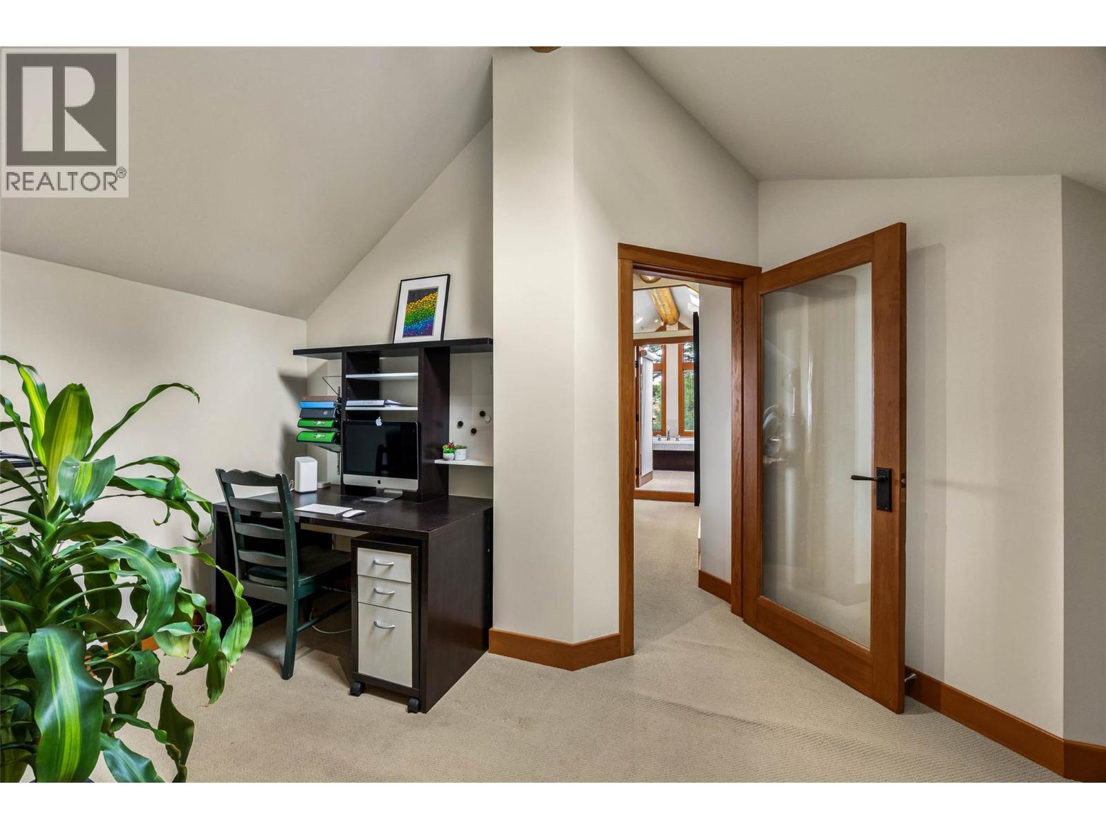 2094 HIGH SCHYLEA Drive, Kamloops