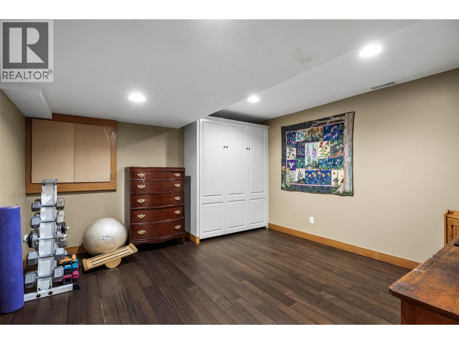 2094 HIGH SCHYLEA Drive, Kamloops