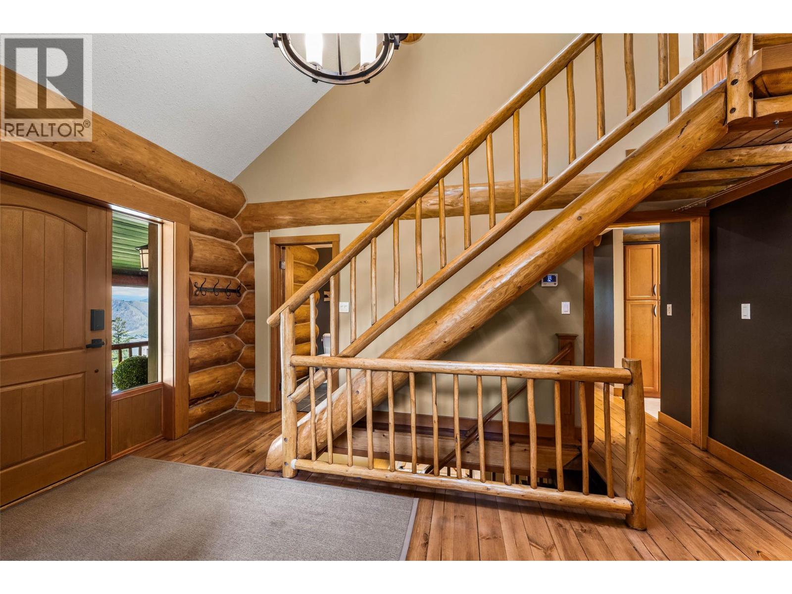 2094 HIGH SCHYLEA Drive, Kamloops