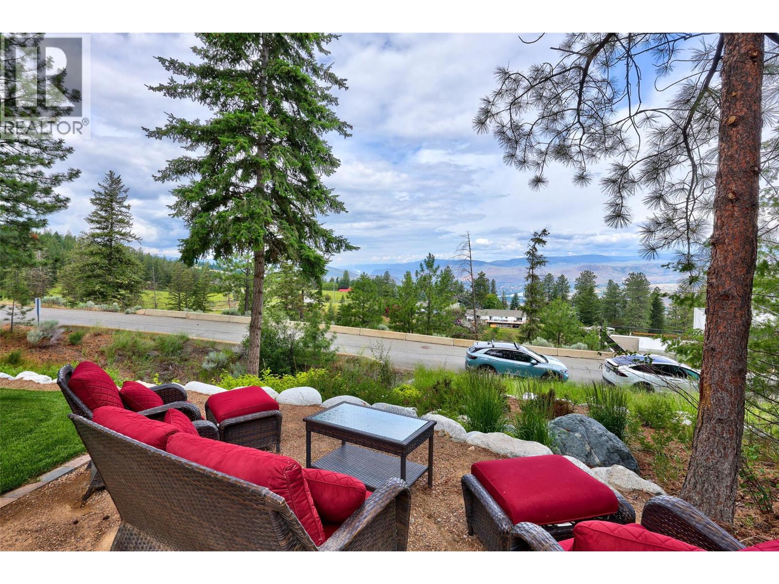 2094 HIGH SCHYLEA Drive, Kamloops