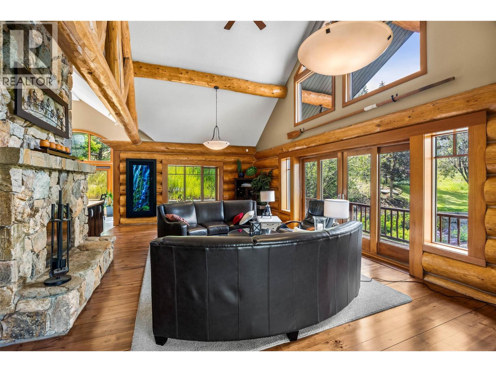 2094 HIGH SCHYLEA Drive, Kamloops