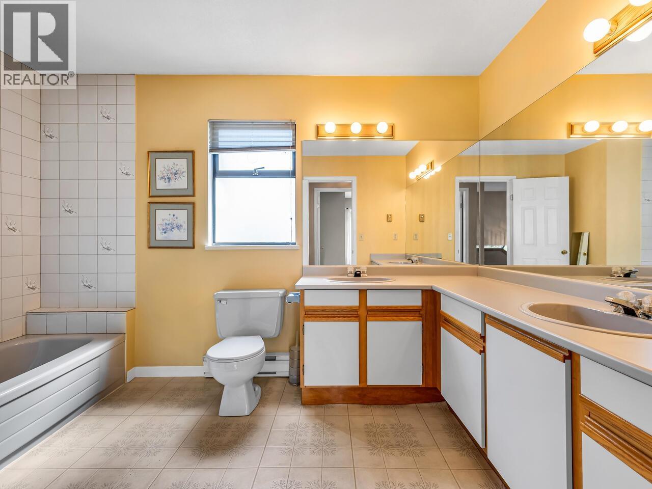 735 SPRICE AVENUE, Coquitlam