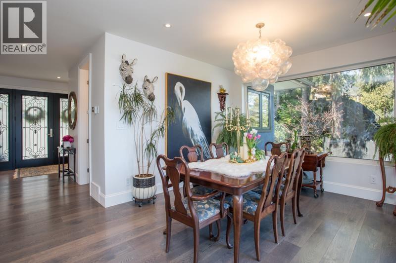 1812 CARDINAL CRESCENT, North Vancouver
