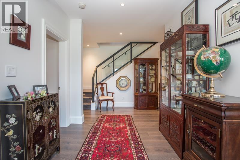 1812 CARDINAL CRESCENT, North Vancouver