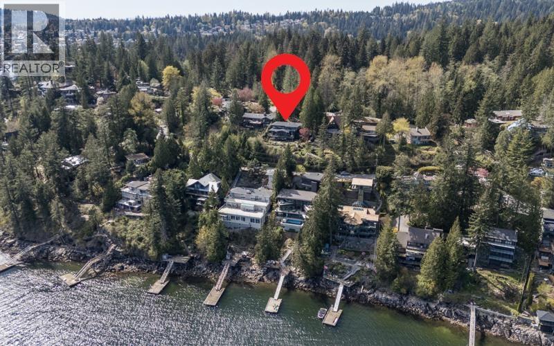 1812 CARDINAL CRESCENT, North Vancouver