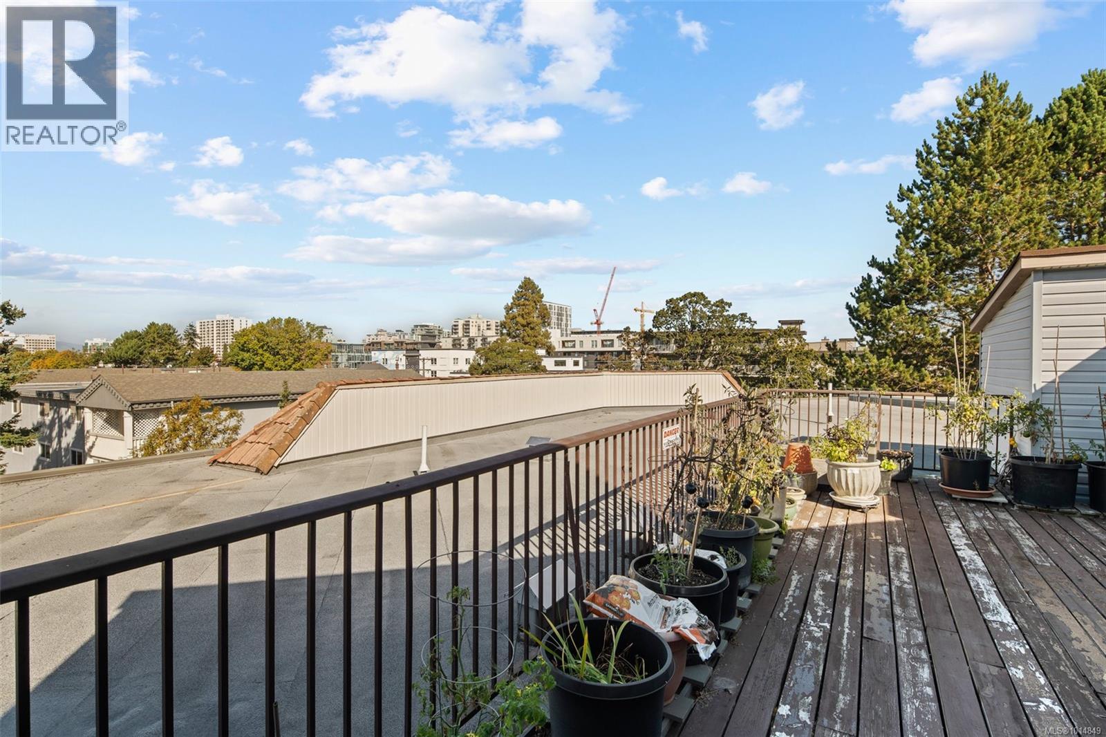 108 1149 Rockland Avenue, Victoria