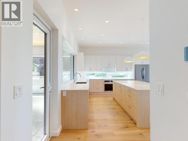 3900 EAGLE RIDGE PLACE, Powell River