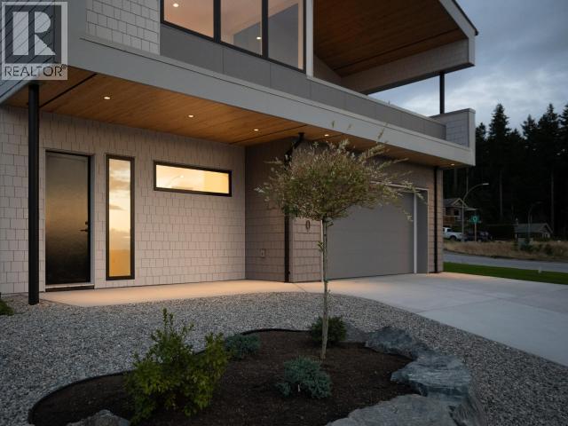 3900 EAGLE RIDGE PLACE, Powell River