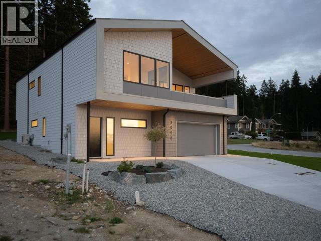 3900 EAGLE RIDGE PLACE, Powell River