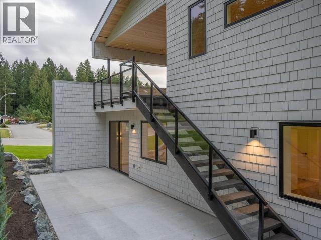 3900 EAGLE RIDGE PLACE, Powell River