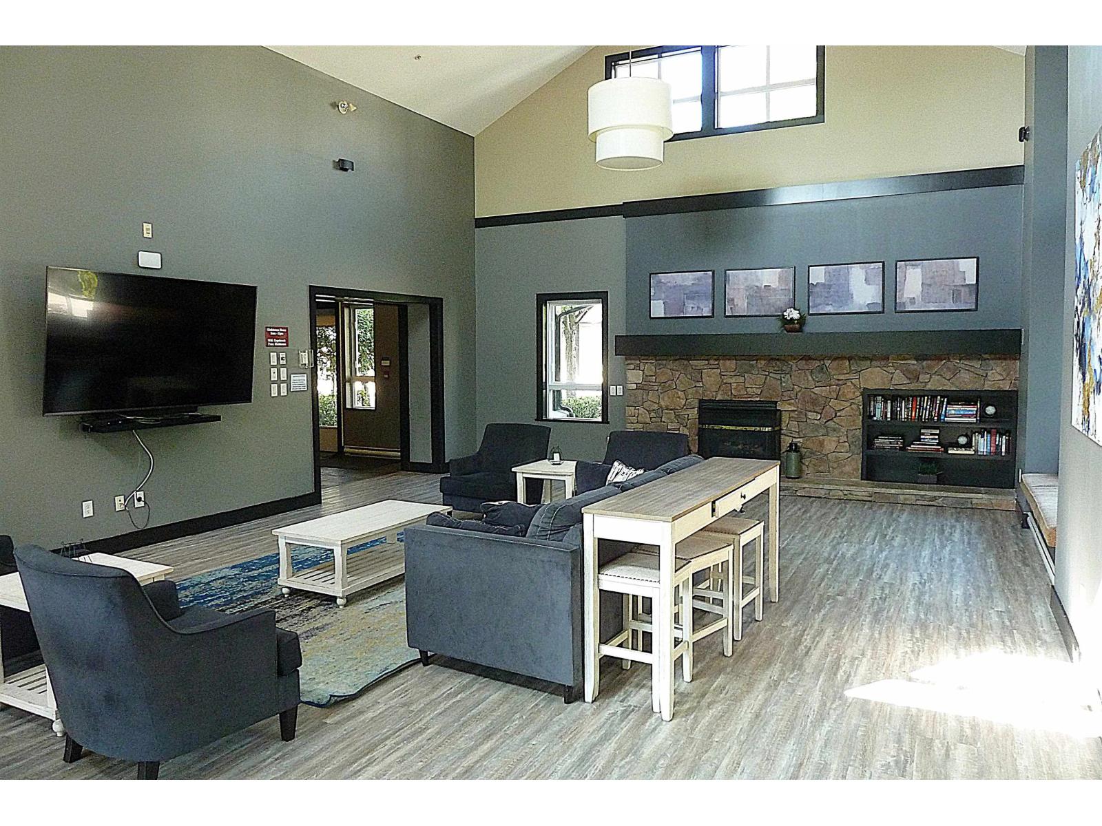 107 6747 203 STREET, Langley