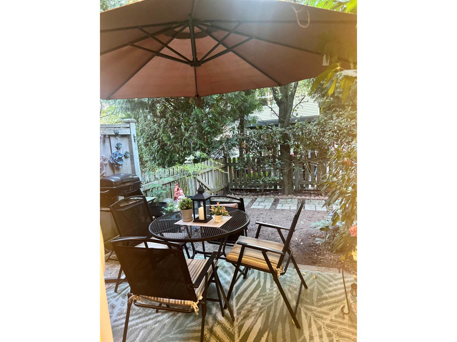 107 6747 203 STREET, Langley