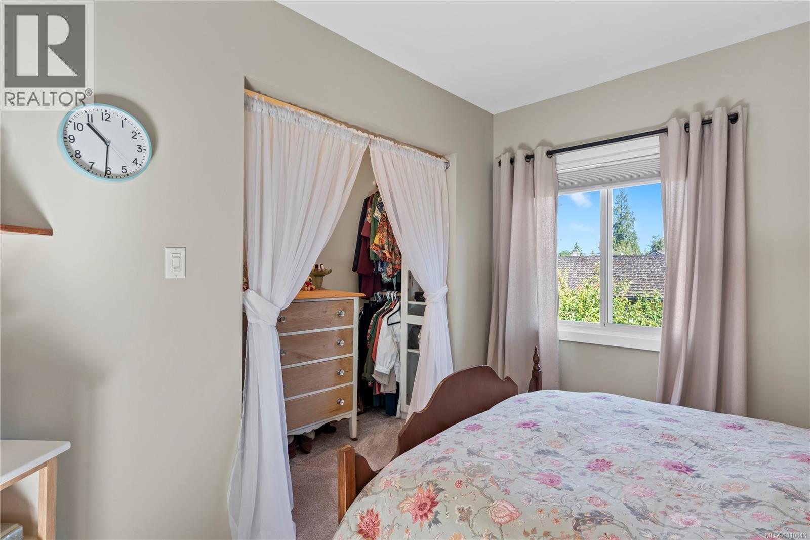 572 Berwick Rd, Qualicum Beach