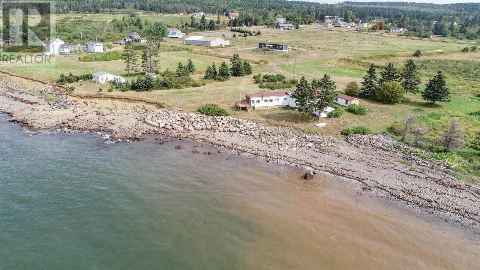 Property 42 of 49 of 1472 Cape Split Rd Road